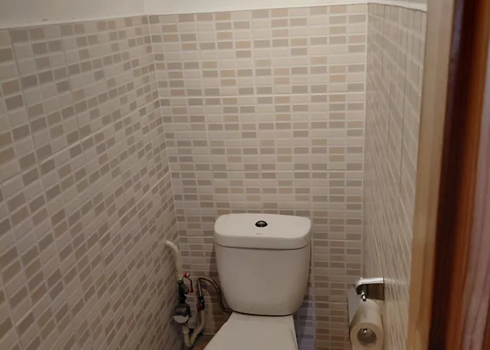 Two-bedroom Flat Close To Downtown アパート